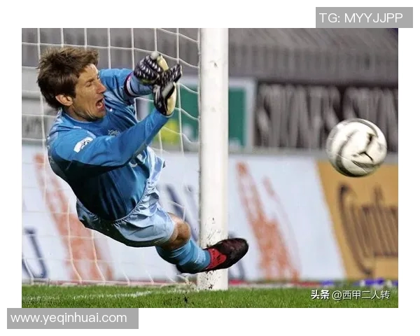 足球明星坠机事件引发关注众多球迷为其祈福希望平安归来