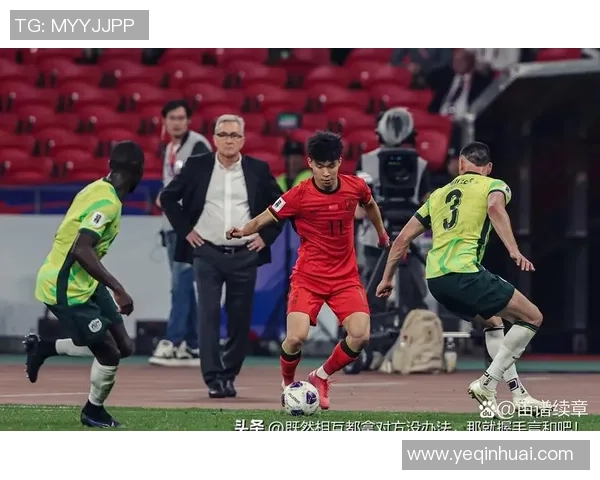 南京足球队比赛经验引发热议球迷对战术选择和球员表现各执己见